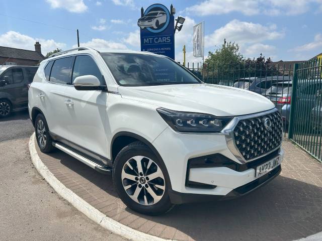 SsangYong Rexton 2.2 Ultimate 5dr Auto Estate Diesel White