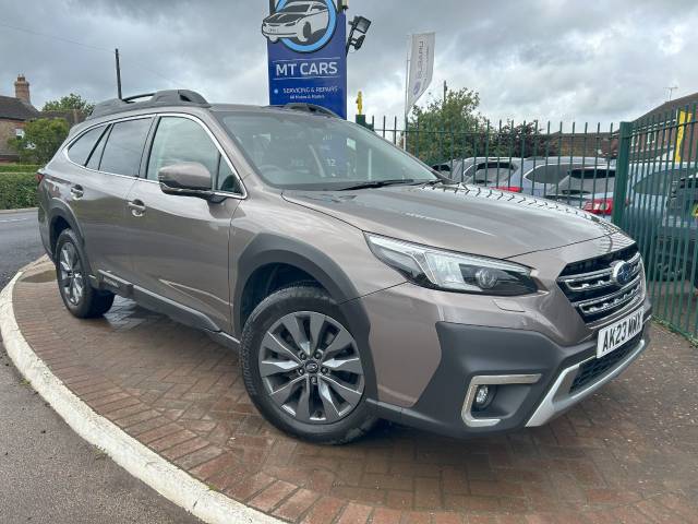 Subaru Outback 2.5i Limited 5dr Lineartronic Estate Petrol Gold