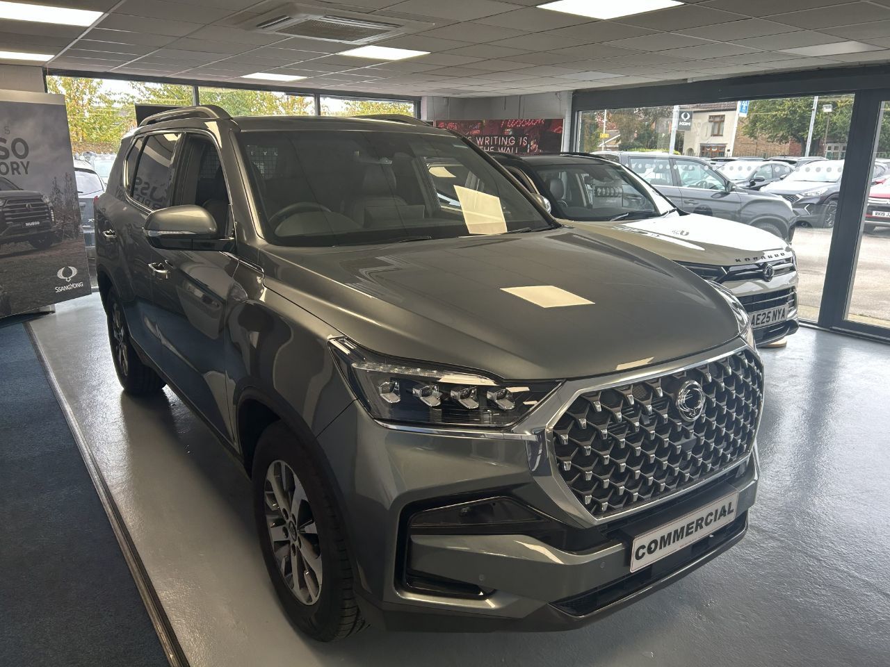 2025 KGM Rexton