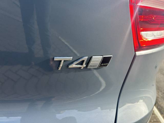 2019 Volvo XC40 2.0 T4 Inscription 5dr AWD Geartronic