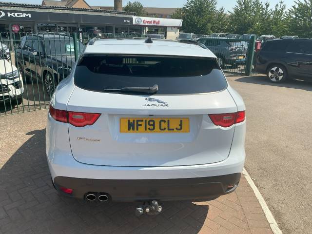 2019 Jaguar F-Pace 2.0d [180] Chequered Flag 5dr Auto AWD