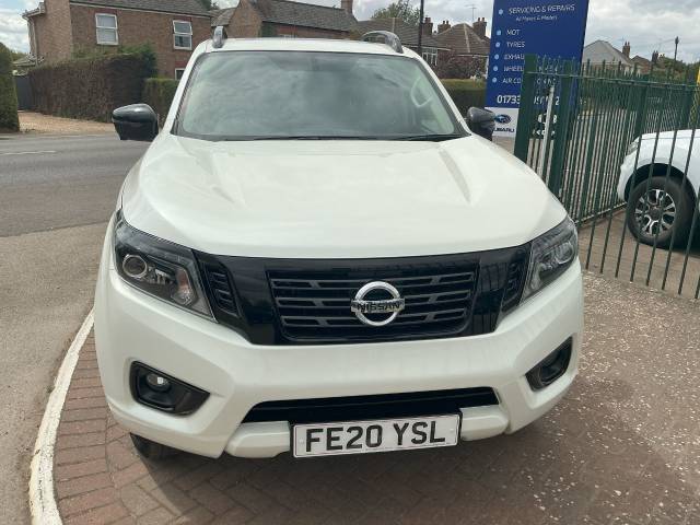 2020 Nissan Navara Double Cab Pick Up N-Guard 2.3dCi 190 TT 4WD Auto