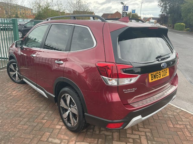 2019 Subaru Forester 2.0i e-Boxer XE Premium 5dr Lineartronic