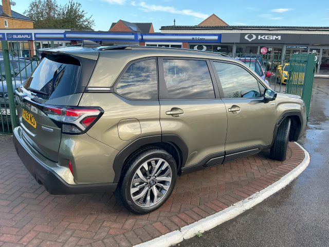 2025 Subaru Forester 2.0i e-Boxer Touring 5dr Lineartronic